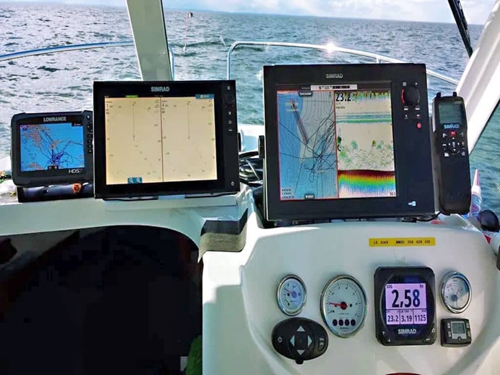 Instalação de GPS, Radar e Rádio VHF em embarcações